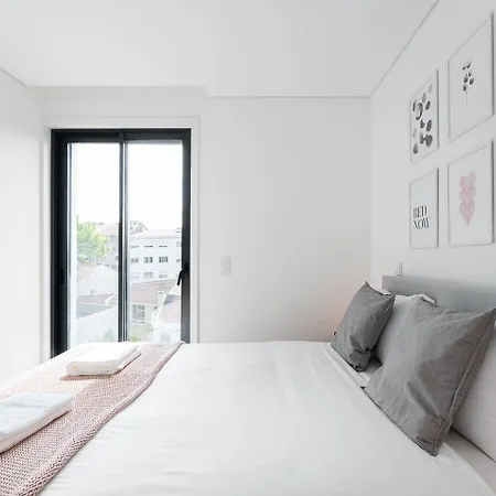Guestready - Poet'S Modern Retreat Apartment Porto Exterior photo